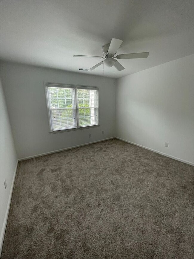 Building Photo - Coming Soon!!! Beautiful newly renovated townhome, Governors Square in Charlotte!