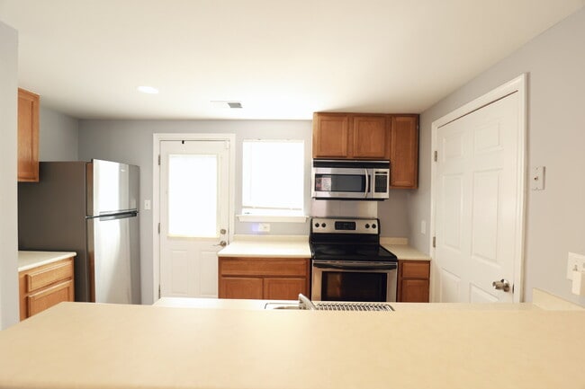 Building Photo - Welcome Home!