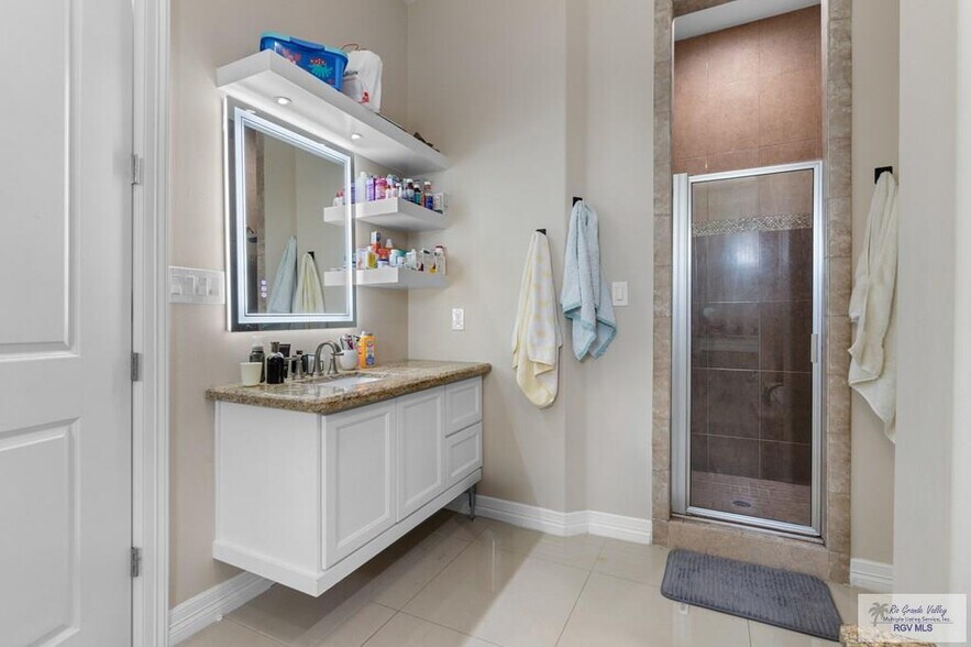 Building Photo - 6012 Wendy Lue Ct