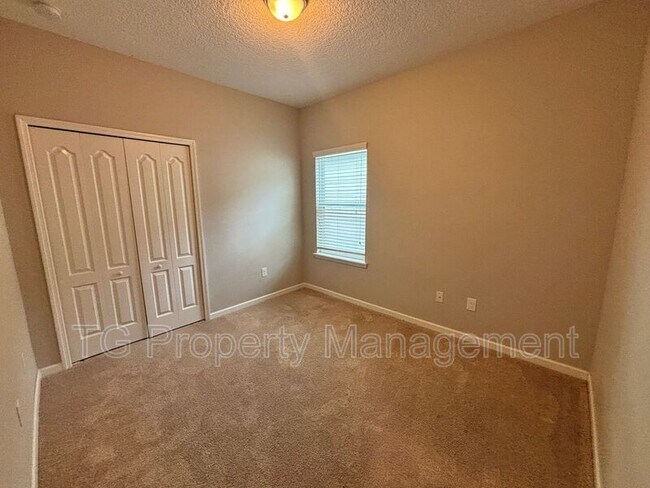 Building Photo - 99 Athens Dr