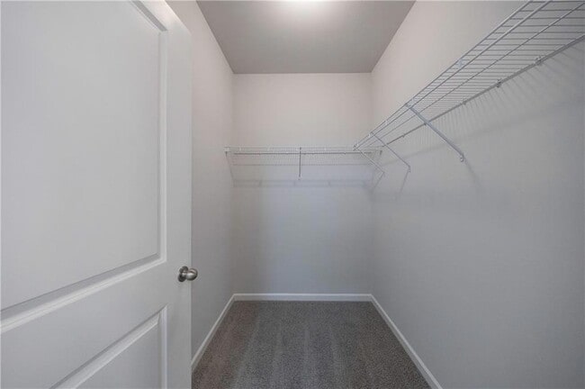 Building Photo - 853 Crossroads Ct