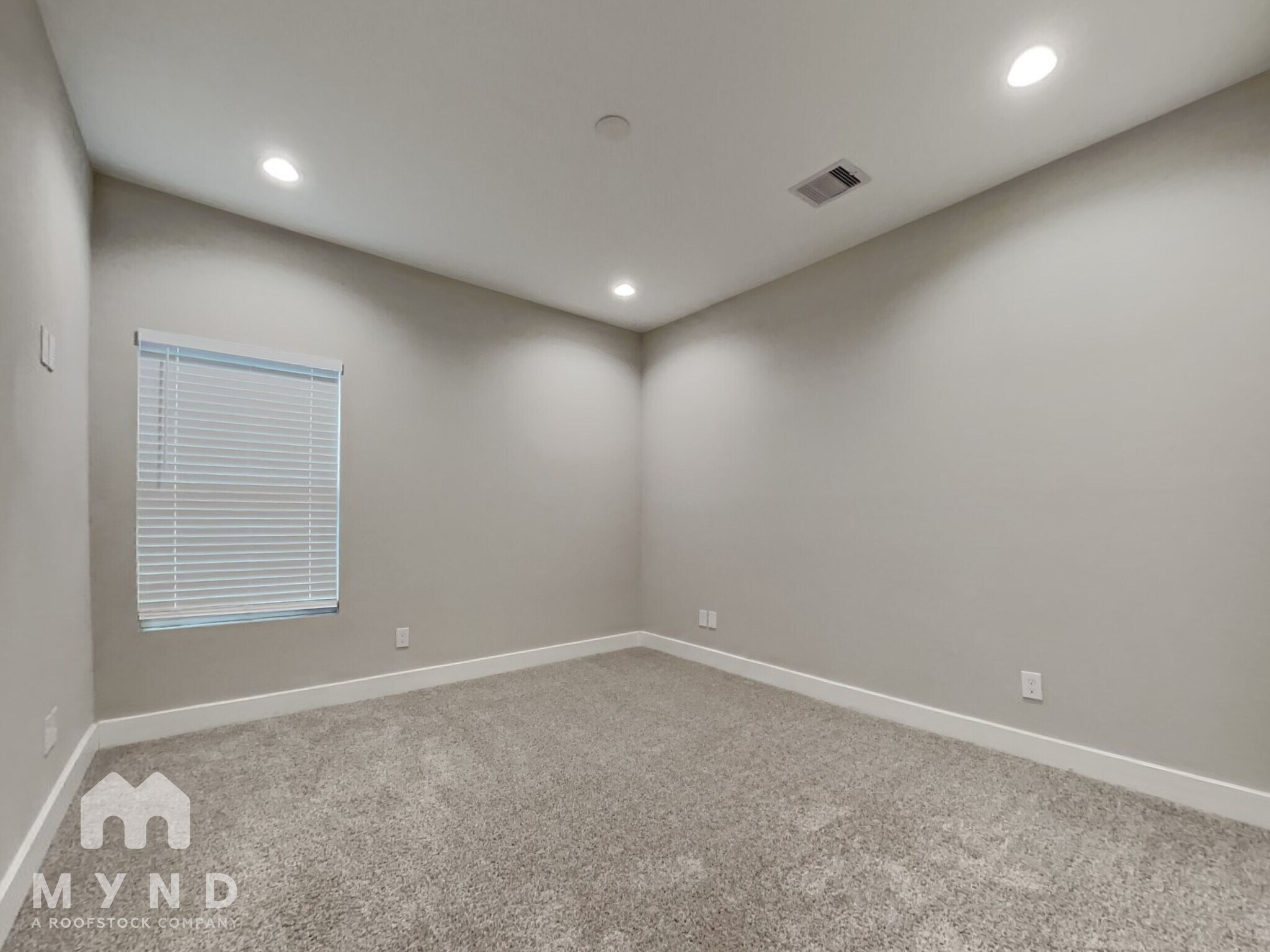 Building Photo - 5902 Gardendale Dr