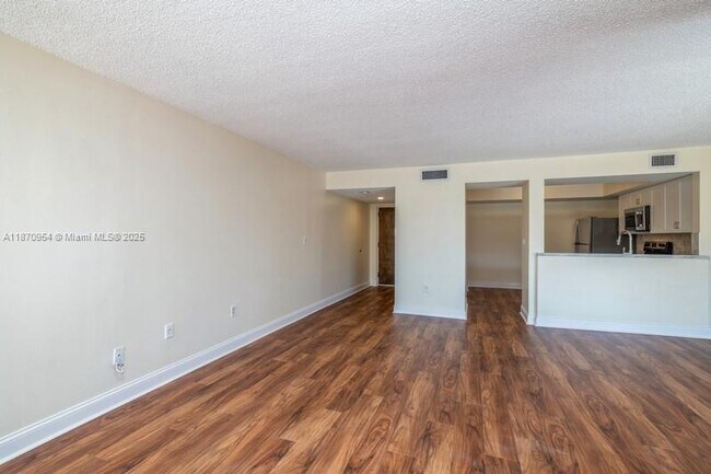 Building Photo - 8860 SW 123rd Ct