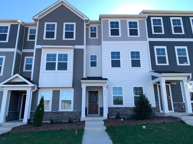 Primary Photo - New Townhome In Amazing Apex Location, 3 B...