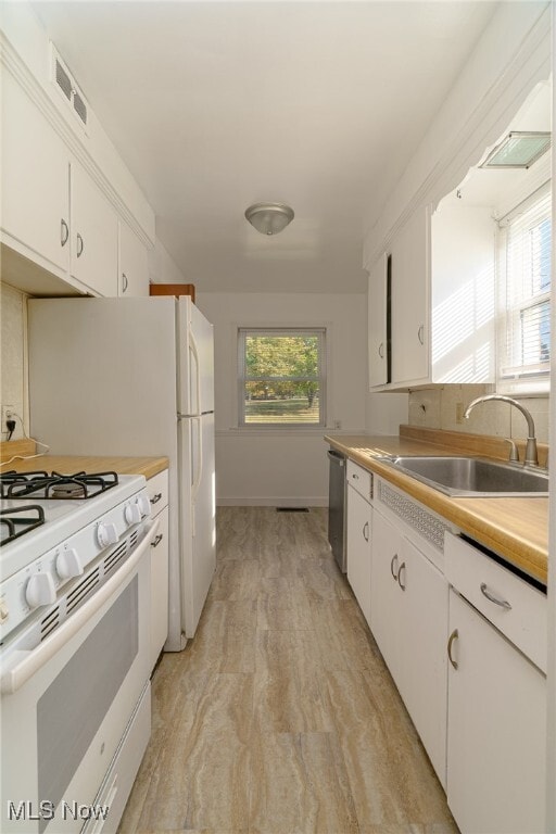 Building Photo - 4880 Anderson Rd