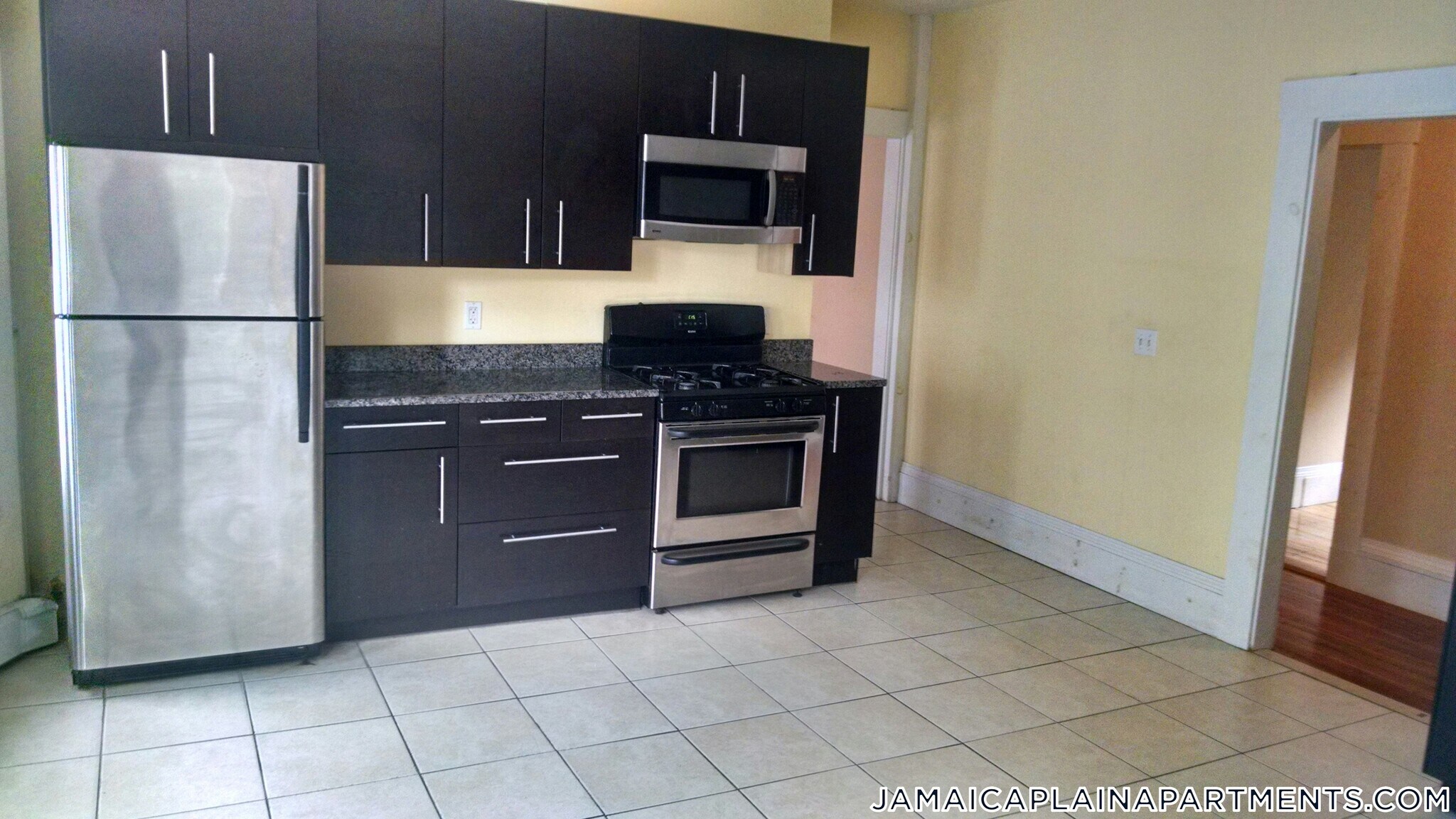 Building Photo - 3147-3149-3149 Washington St