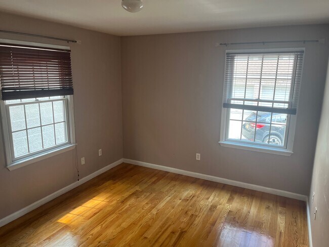 Building Photo - 159 Lafayette St