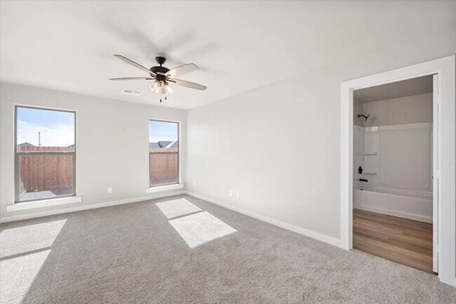 Building Photo - Perfect 4 bedroom 2 bath Home in South Lubbock