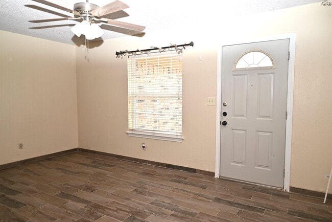 Building Photo - 4103 Beard Ave
