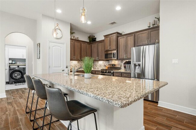 Building Photo - 317 Bonnet Blvd