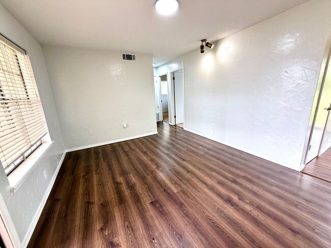 Building Photo - Great 3BD 1.5BA Home in Edmond!!