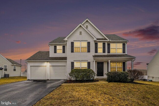 Building Photo - 27 E Imperial Dr