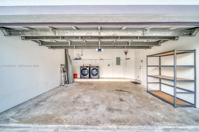 Building Photo - 15950 SW 71st Terrace