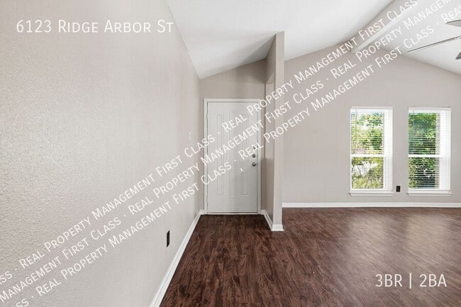 Building Photo - 6123 Ridge Arbor St