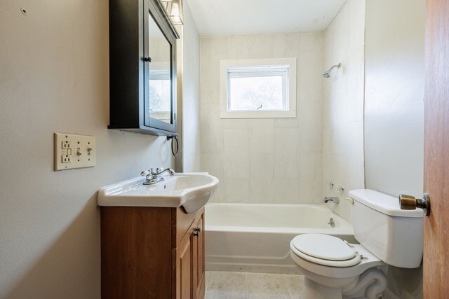 Building Photo - 12 Benton St