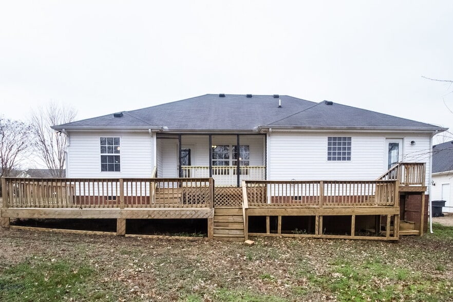 Building Photo - 3615 Stevens Bend Dr