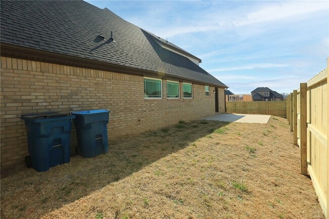 Building Photo - 3213 SW Lovely Ln