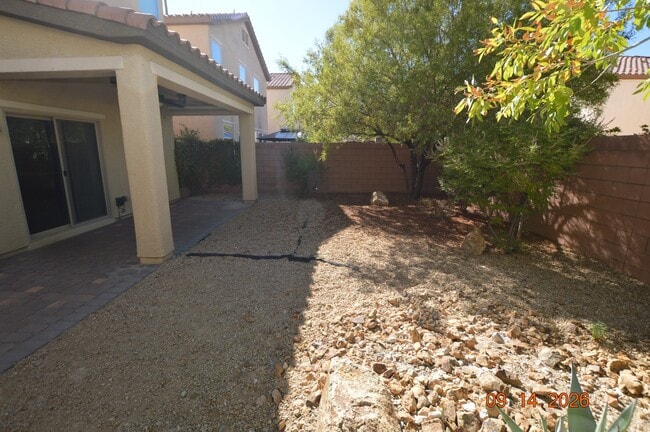 Building Photo - 340 Hillhead Ct