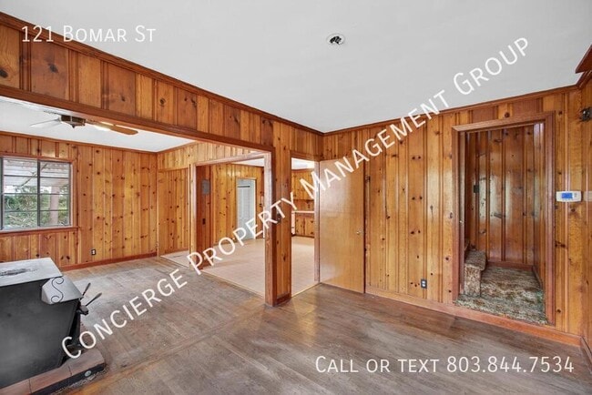 Building Photo - 121 Bomar St