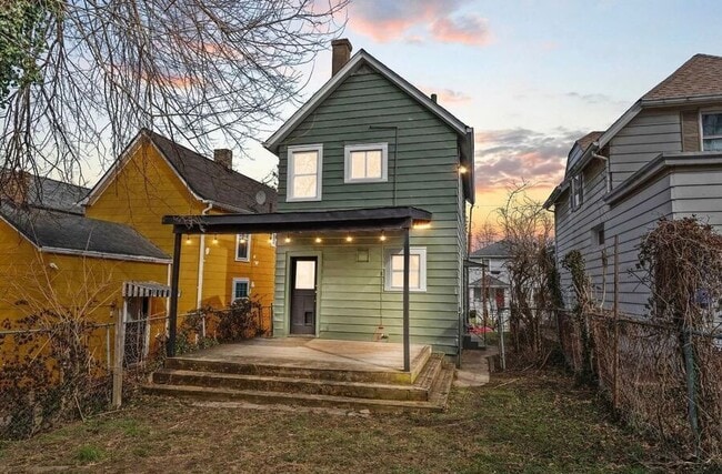 Building Photo - 3639 Columbus Ave