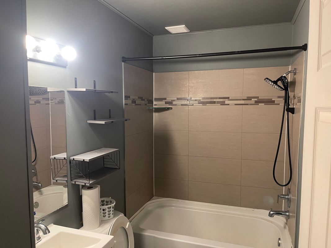 Building Photo - 4331 6th St