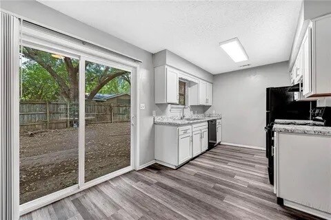 Building Photo - 2732 N Sierra Ave