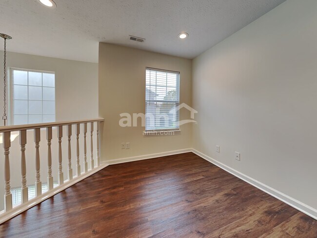 Building Photo - 16757 Yeoman Way