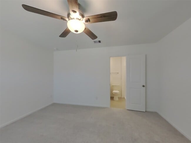 Building Photo - 13035 Shells Ln