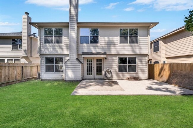 Building Photo - 22250 Queenbury Hills Dr