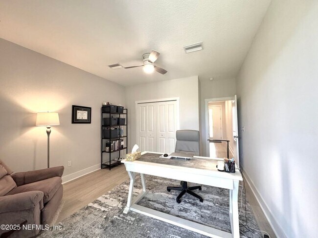 Building Photo - 9860 Element Rd