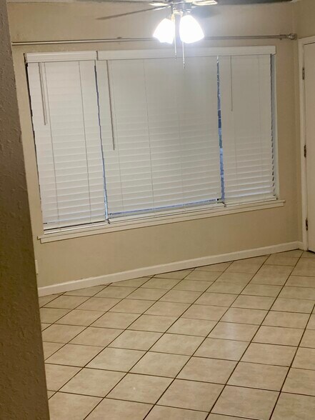 Building Photo - 116 Stricklen Ave