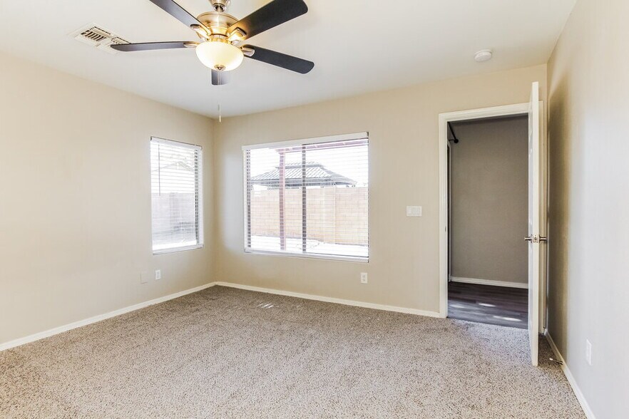 Building Photo - 13381 W Ocotillo Ln