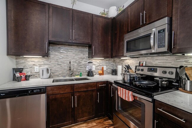 Building Photo - 1125 Pierce St