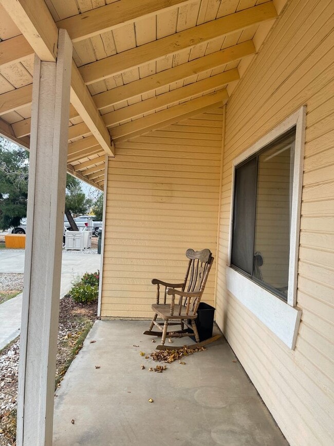 Building Photo - House for rent