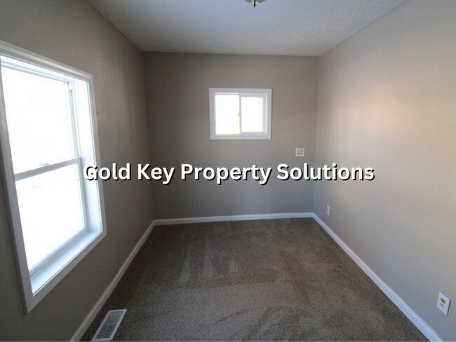 Building Photo - MUNCIE 1 BR 1 BA House with Huge Covered Deck and Fenced Yard (NO SECTION 8)