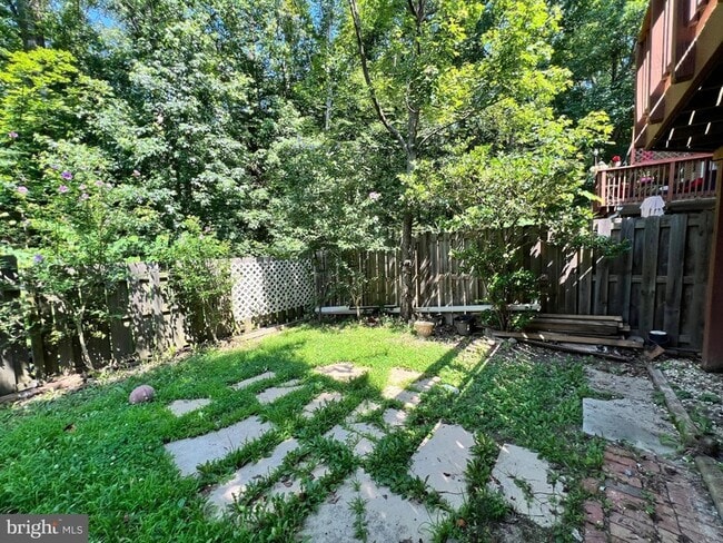 Building Photo - 8156 Dark Den Cir