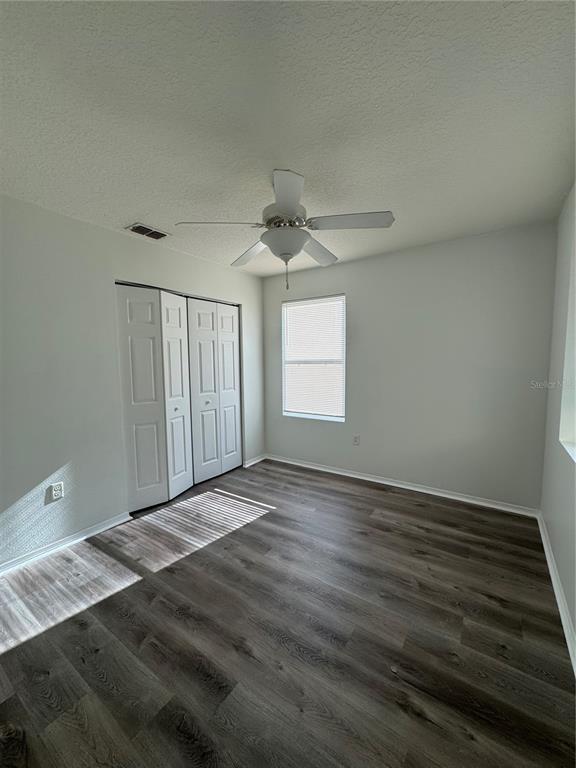 Building Photo - 3003 Seaview Castle Dr