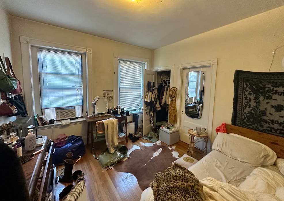 Building Photo - 174 Saint Alphonsus St