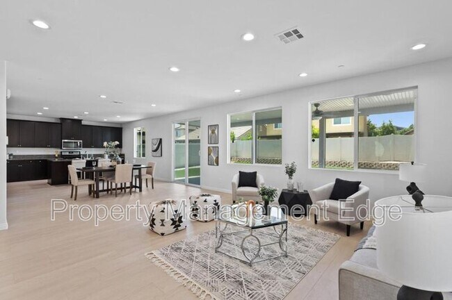 Building Photo - 29305 Catalpa