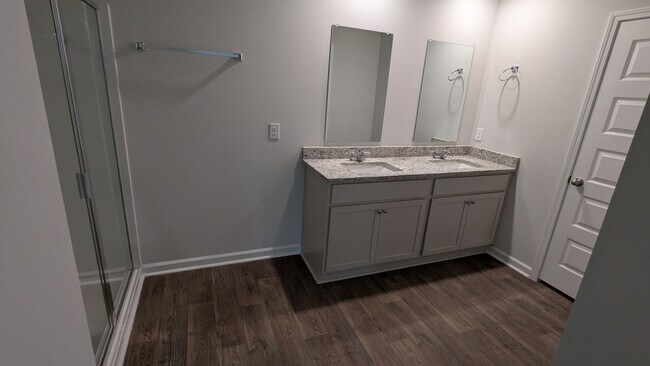 Building Photo - 415 Coconut Dr