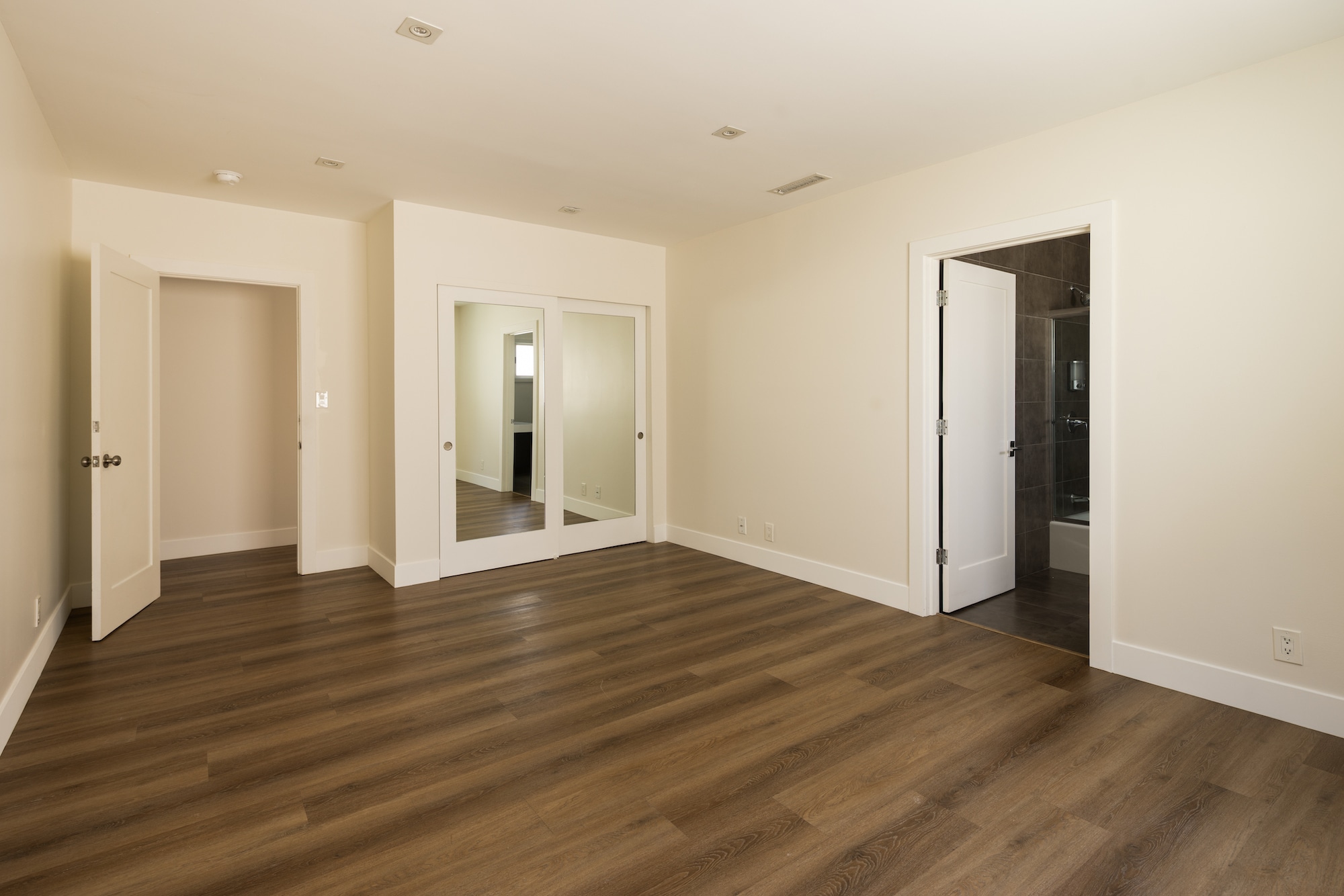 Building Photo - 10901 Terryview Dr