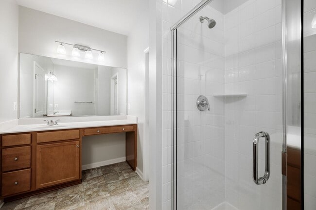 Building Photo - Gorgeous 3 Bedroom Townhome in Henrico!