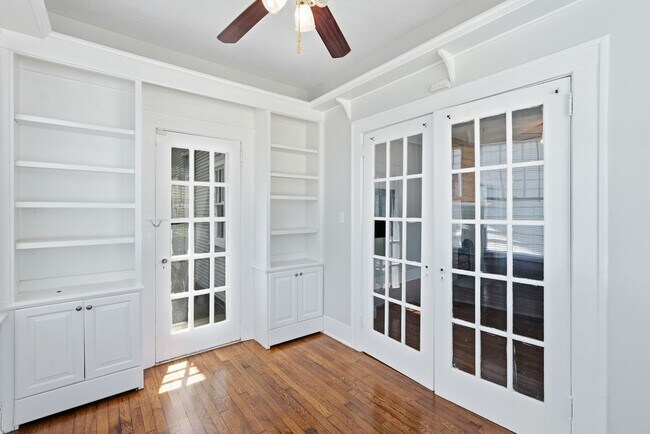 Building Photo - 431 E 50th St