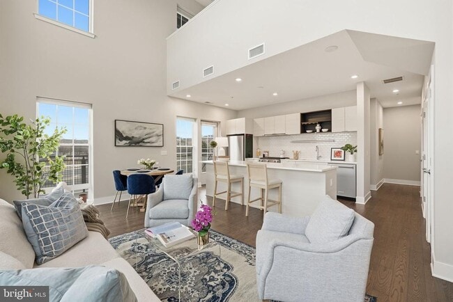 Building Photo - 502 Diamondback Dr