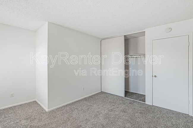 Building Photo - 2407 S Dawson Way