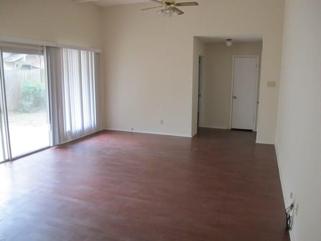 Building Photo - 8111 Ceberry Dr