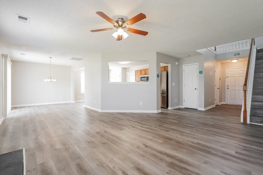 Building Photo - 5901 Roteny Court