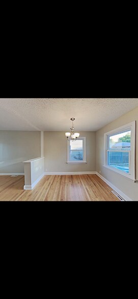 Building Photo - 9225 S 51st Ave