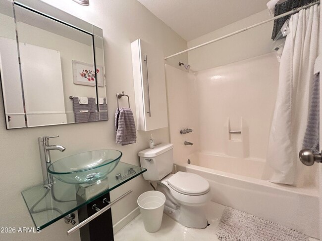 Building Photo - 4601 N 73rd St