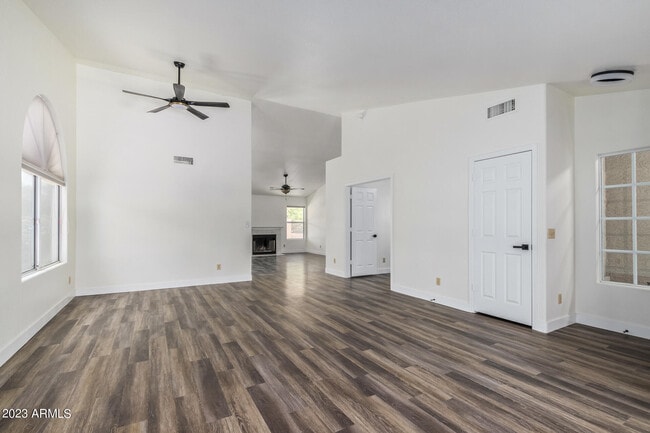 Building Photo - 4325 E Montgomery Rd